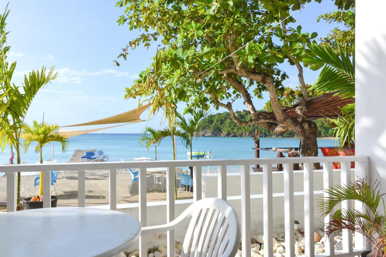 Kaz Kreol Beach Hotel オーチョ・リオス エクステリア 写真