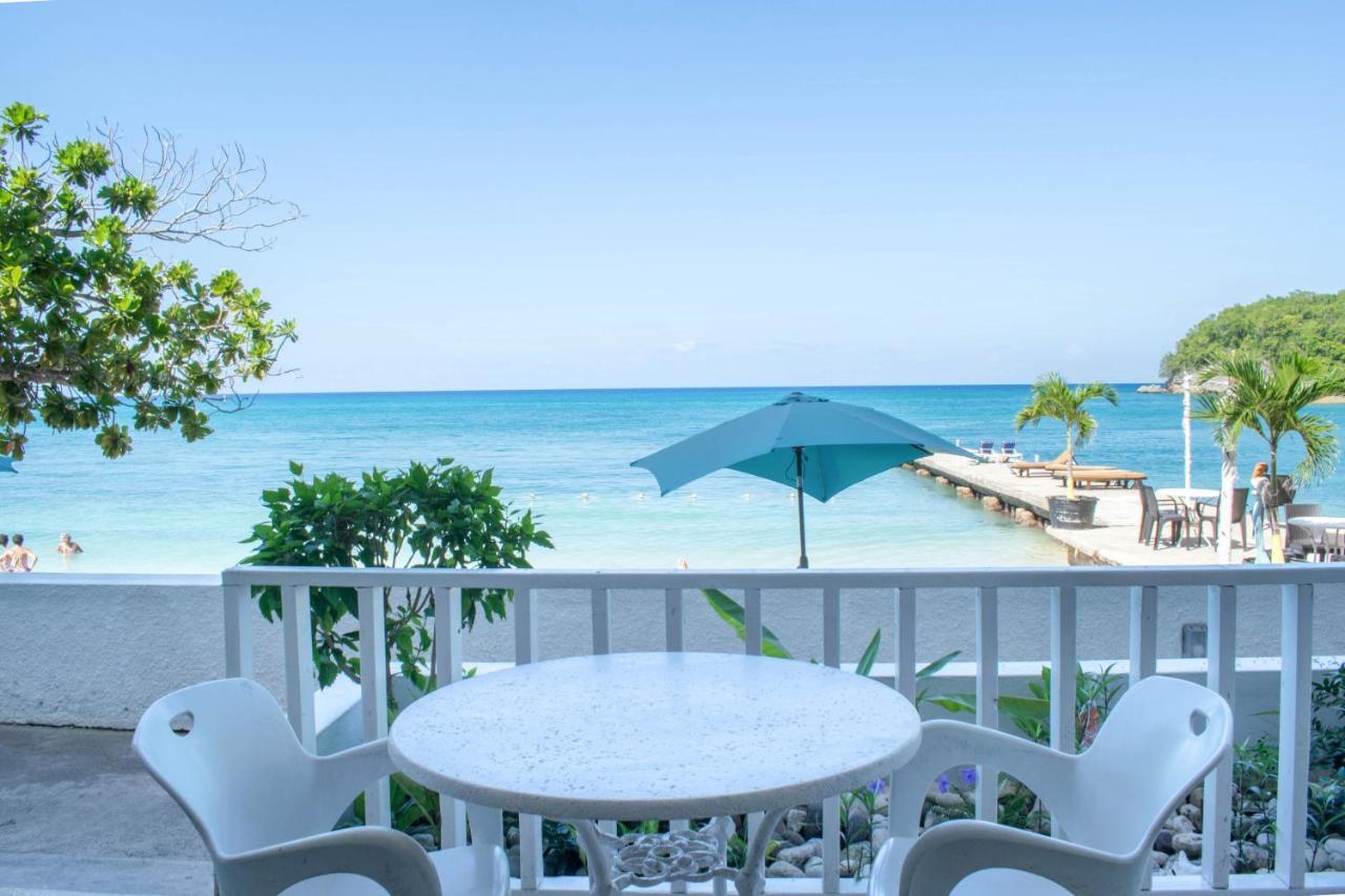 Kaz Kreol Beach Hotel オーチョ・リオス エクステリア 写真