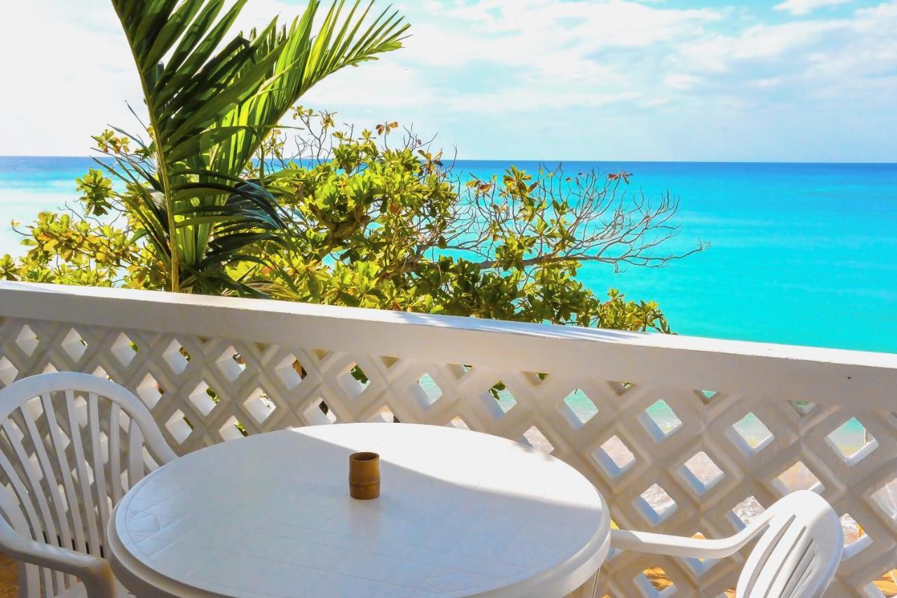 Kaz Kreol Beach Hotel オーチョ・リオス エクステリア 写真