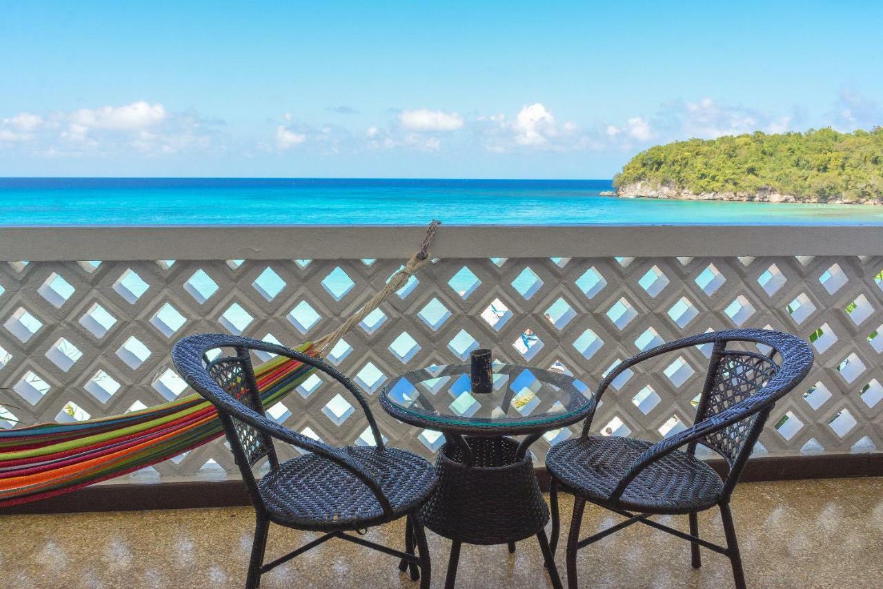 Kaz Kreol Beach Hotel オーチョ・リオス エクステリア 写真